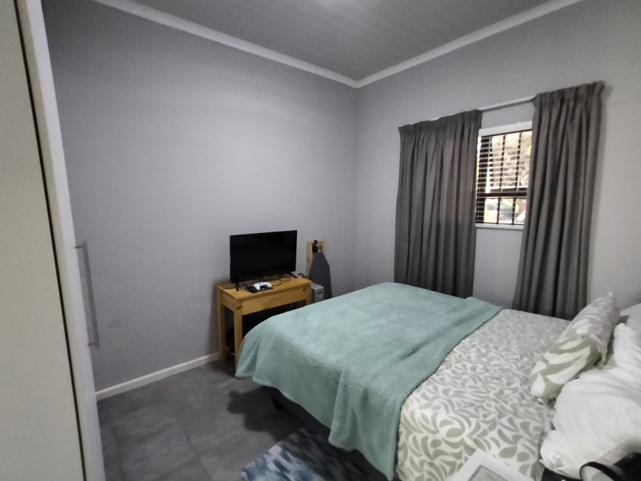 1 Bedroom Property for Sale in Amandelrug Western Cape